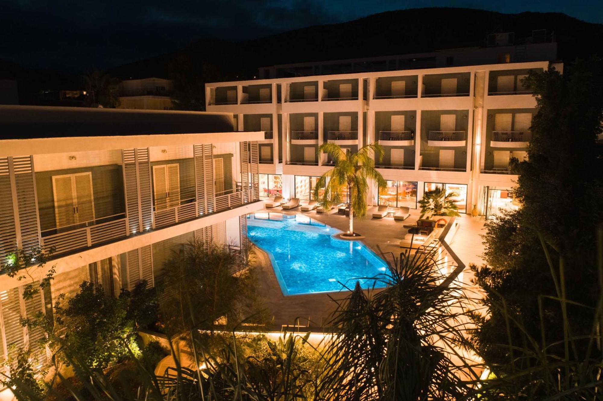 Flisvos Royal Hotel & Suites Tolón Exterior foto